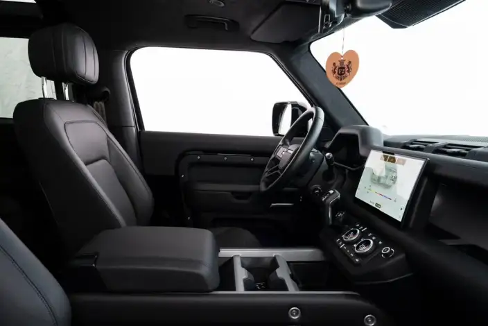 Land Rover Defender 2025 Model 90 3.0T P400 X-Dynamic HSE – фото 26