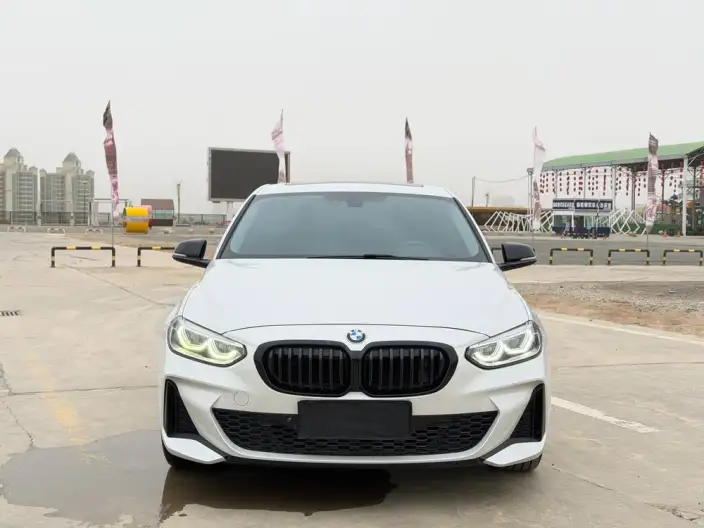 BMW 1 Series 2021 Model 120i M Sports Night Edition – фото 2