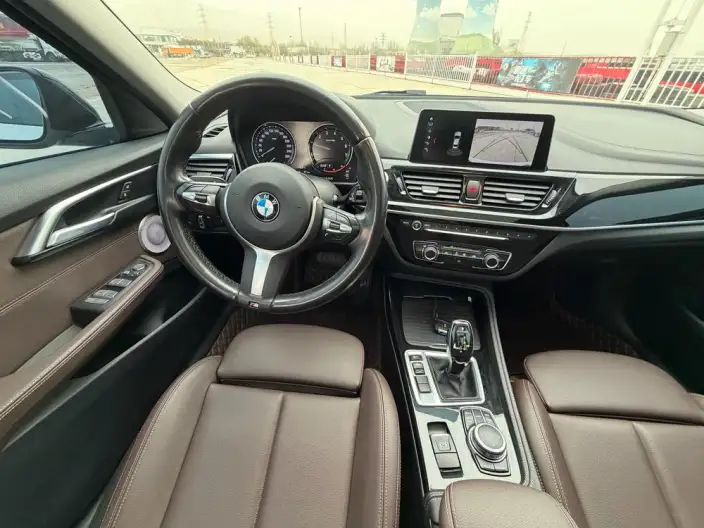 BMW 1 Series 2021 Model 120i M Sports Night Edition – фото 11