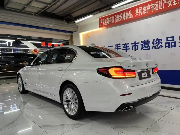 BMW 5 Series 2022 Model Facelift II 525Li Luxury Set – фото 4