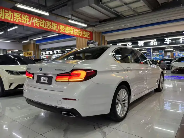 BMW 5 Series 2022 Model Facelift II 525Li Luxury Set – фото 6