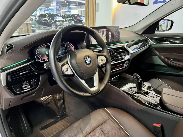 BMW 5 Series 2022 Model Facelift II 525Li Luxury Set – фото 13