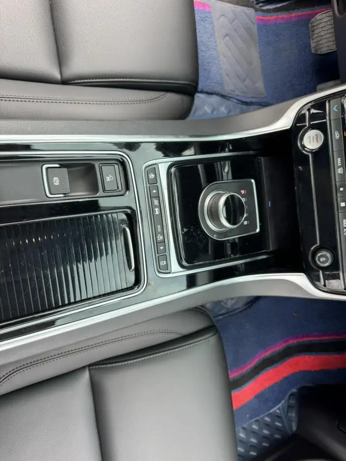 Jaguar XFL 2020 Model 2.0T P200 2WD Elite Edition – фото 8