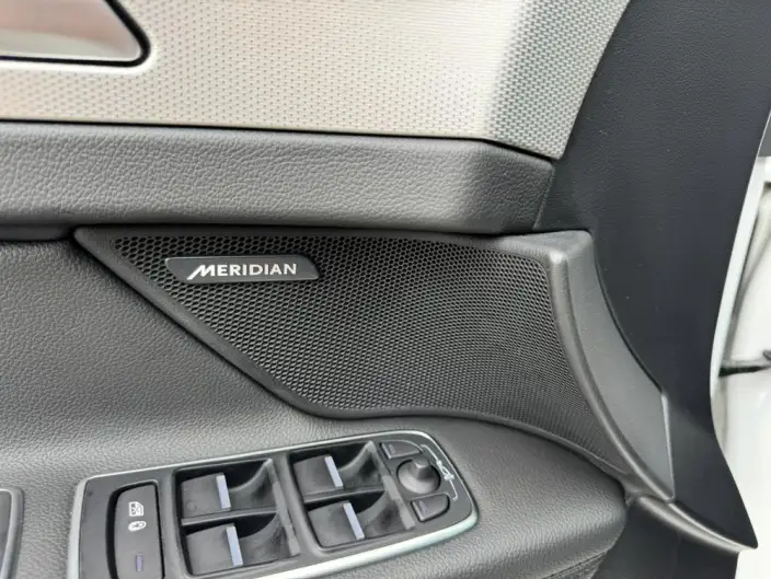 Jaguar XFL 2020 Model 2.0T P200 2WD Elite Edition – фото 11