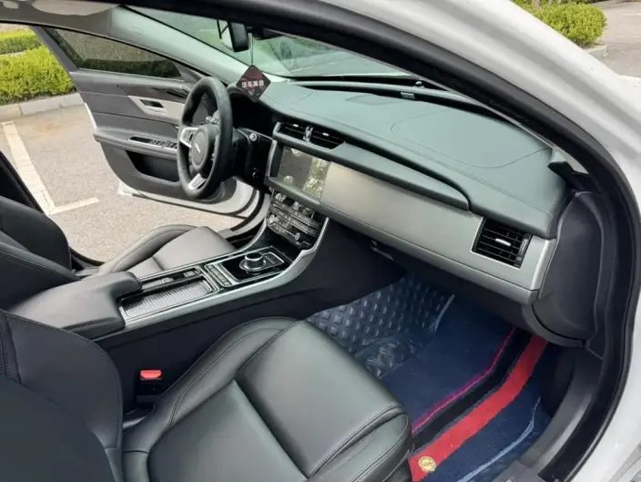 Jaguar XFL 2020 Model 2.0T P200 2WD Elite Edition – фото 12