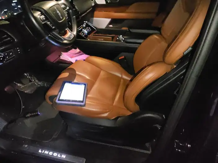 Lincoln Navigator 2020 Model 3.5T Zunyao Edition – фото 10