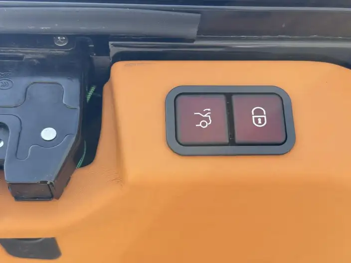Viano 2023 Model 2.0T Elite Edition 7 seat – фото 11