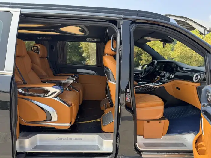 Viano 2023 Model 2.0T Elite Edition 7 seat – фото 19