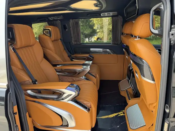 Viano 2023 Model 2.0T Elite Edition 7 seat – фото 25