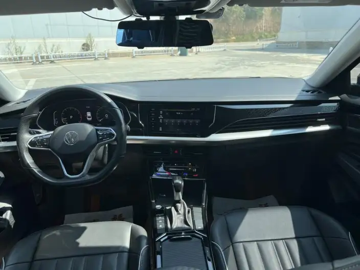 Volkswagen Passat 2022 Model 330TSI Premium Edition – фото 7