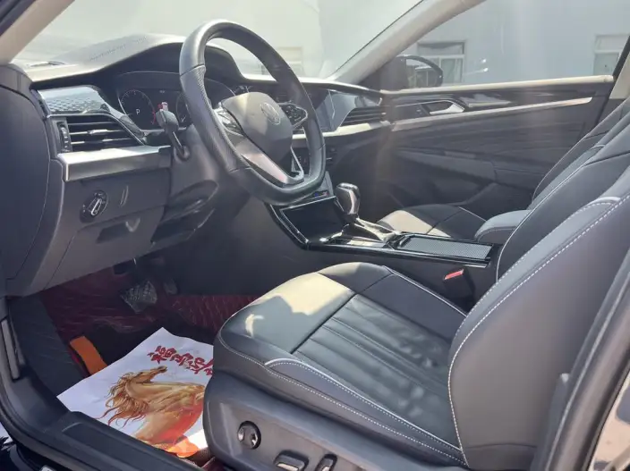 Volkswagen Passat 2022 Model 330TSI Premium Edition – фото 8