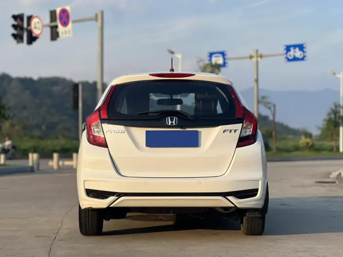 Honda Fit 2020 Model 1.5L CVT Comfort Edition – фото 6