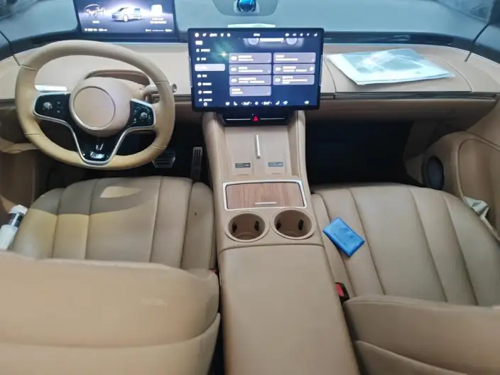 Luxeed R7 2024 Model EV 100kWh Max Rear Drive Edition – фото 5