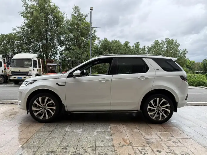 Land Rover Discovery Sport 2022 Model Facelift 249PS R-Dynamic S Performance version 5 seat – фото 4