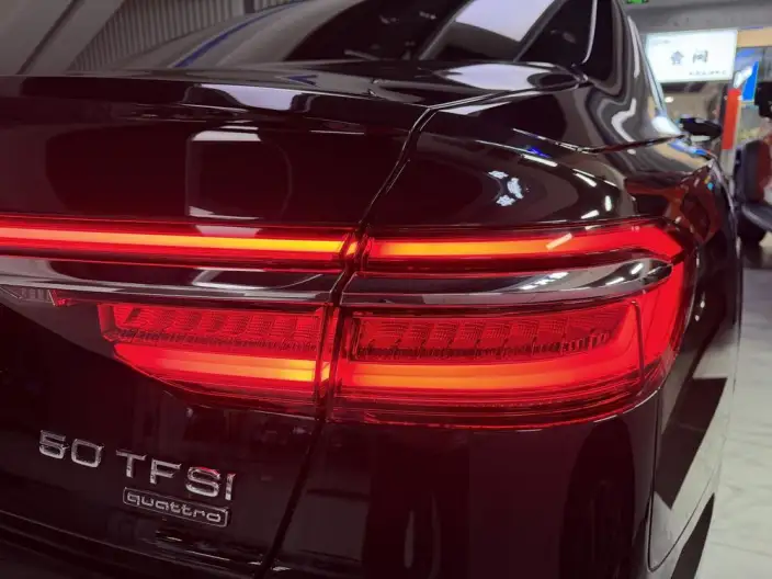 Audi A8 2021 Model A8L 50 TFSI quattro Comfort Model – фото 12