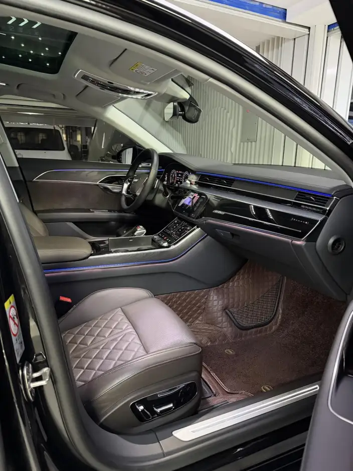 Audi A8 2021 Model A8L 50 TFSI quattro Comfort Model – фото 16