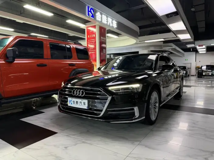Audi A8 2021 Model A8L 50 TFSI quattro Comfort Model – фото 21