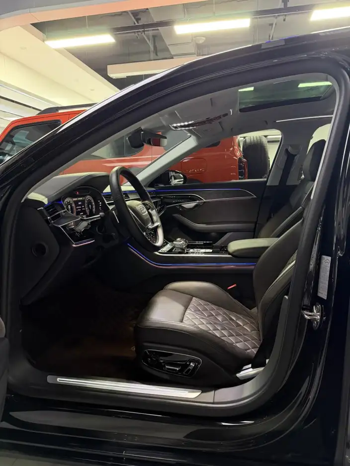 Audi A8 2021 Model A8L 50 TFSI quattro Comfort Model – фото 28