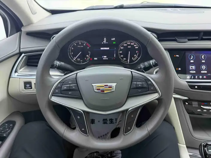 Cadillac XT5 2023 Model 2.0T 2WD Fashion Model – фото 23