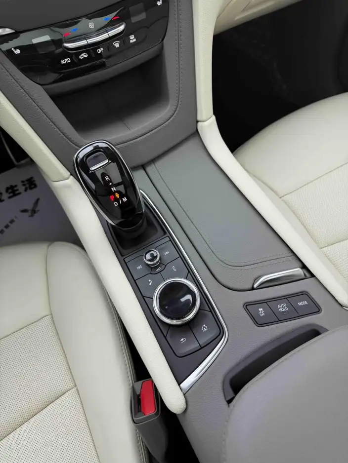 Cadillac XT5 2023 Model 2.0T 2WD Fashion Model – фото 24