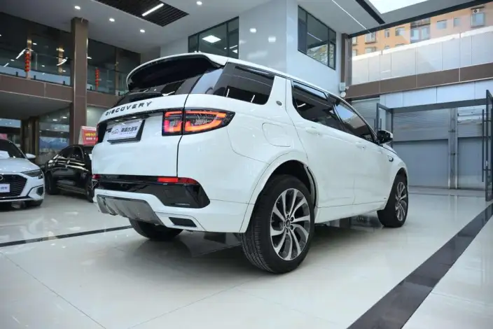 Land Rover Discovery Sport 2020 Model 249PS R-Dynamic S Performance version 5 seat – фото 6