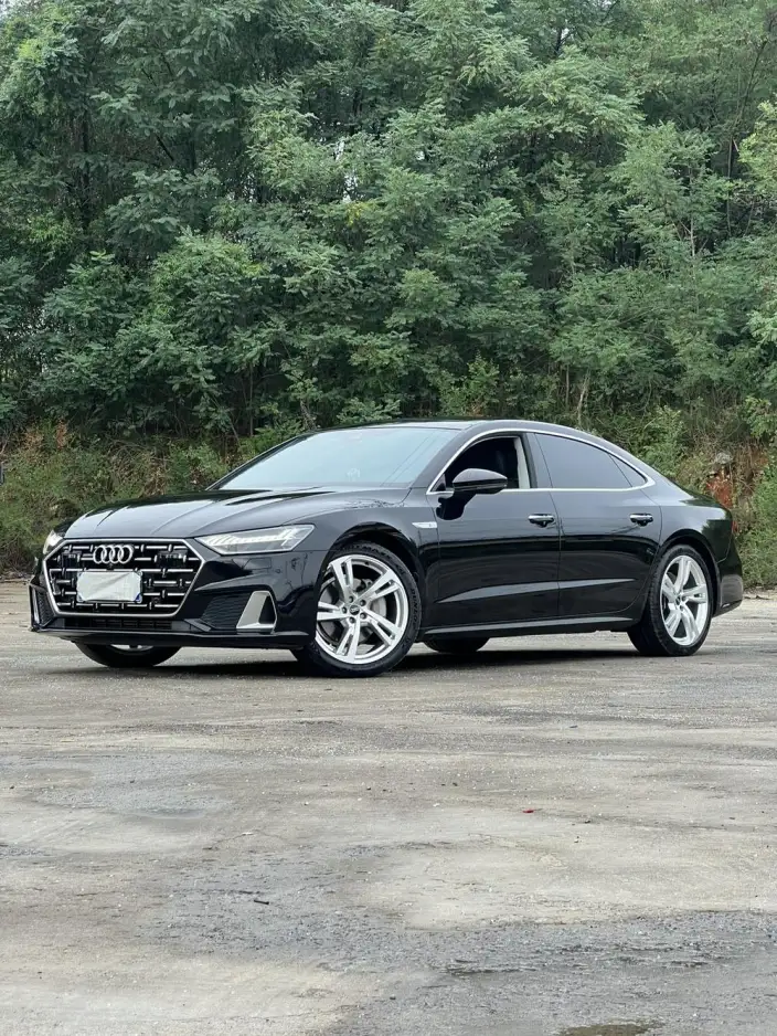 Audi A7 L 2024 Model 45 TFSI quattro Luxury Model – фото 1