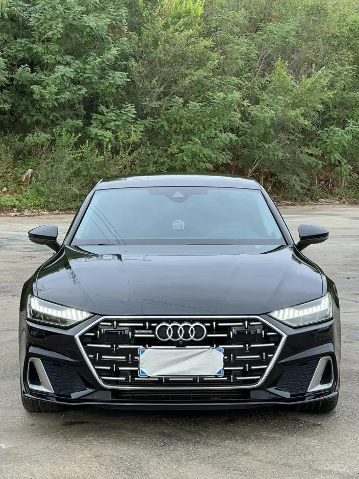 Audi A7 L 2024 Model 45 TFSI quattro Luxury Model – фото 2