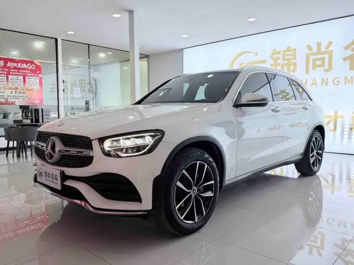 Mercedes-Benz GLC 2022 Model GLC 260 L 4MATIC Luxury Model – фото 1