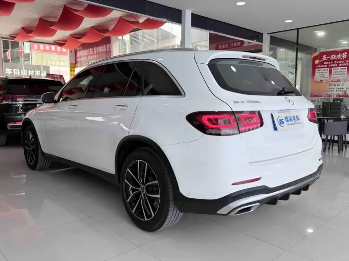 Mercedes-Benz GLC 2022 Model GLC 260 L 4MATIC Luxury Model – фото 4