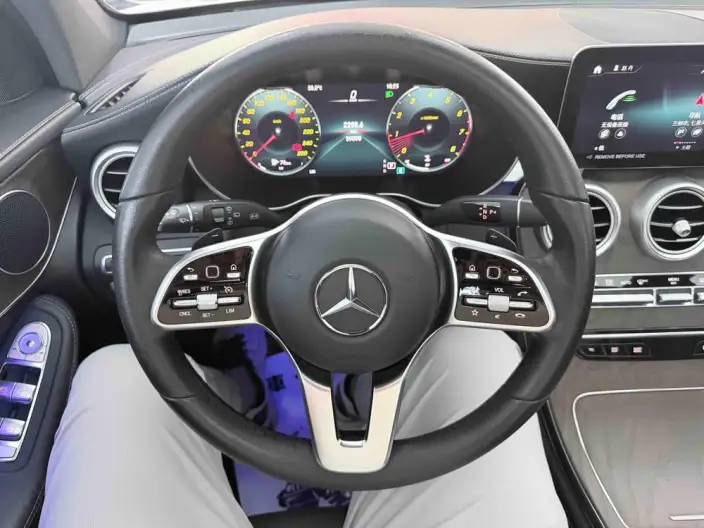 Mercedes-Benz GLC 2022 Model GLC 260 L 4MATIC Luxury Model – фото 24
