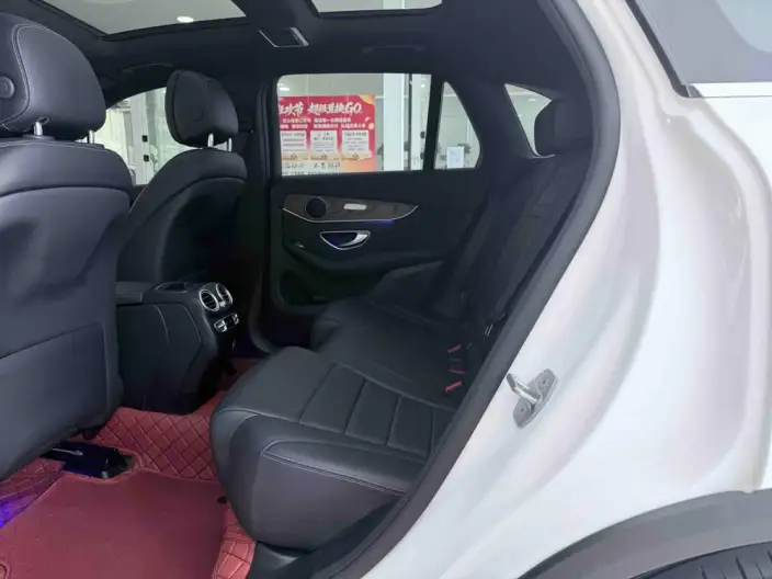 Mercedes-Benz GLC 2022 Model GLC 260 L 4MATIC Luxury Model – фото 27