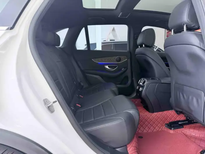 Mercedes-Benz GLC 2022 Model GLC 260 L 4MATIC Luxury Model – фото 32