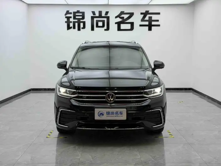 Volkswagen Tiguan L 2022 Model 330TSI Automatic 2WD R-Line Enjoy the version more – фото 2