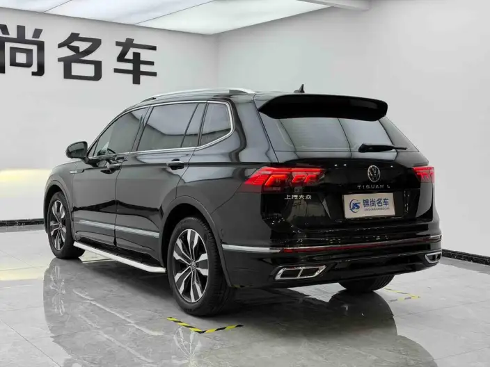 Volkswagen Tiguan L 2022 Model 330TSI Automatic 2WD R-Line Enjoy the version more – фото 4