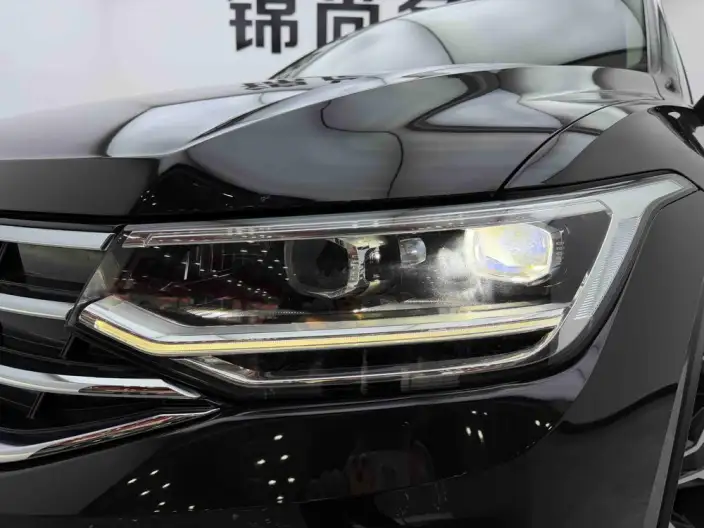 Volkswagen Tiguan L 2022 Model 330TSI Automatic 2WD R-Line Enjoy the version more – фото 9
