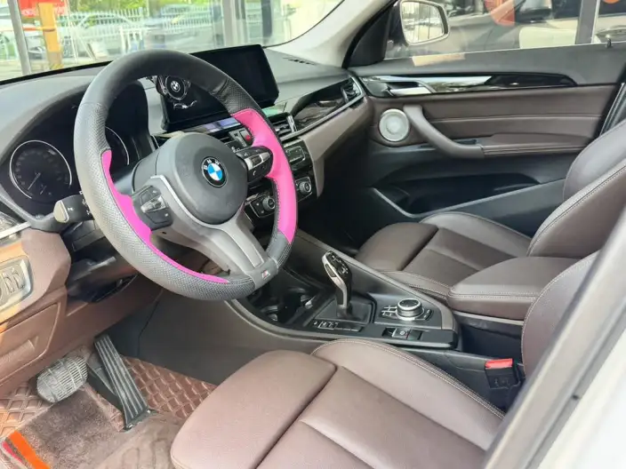 BMW X1 2020 Model sDrive25Li Leading Model – фото 8