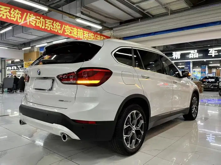 BMW X1 2021 Model sDrive25Li Leading Model – фото 6