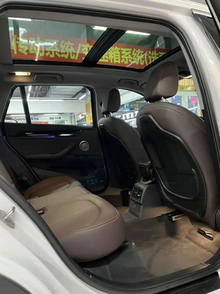 BMW X1 2021 Model sDrive25Li Leading Model – фото 10