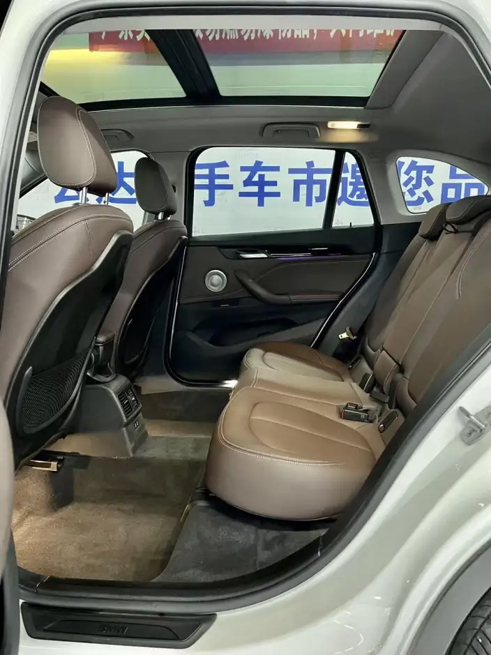 BMW X1 2021 Model sDrive25Li Leading Model – фото 15