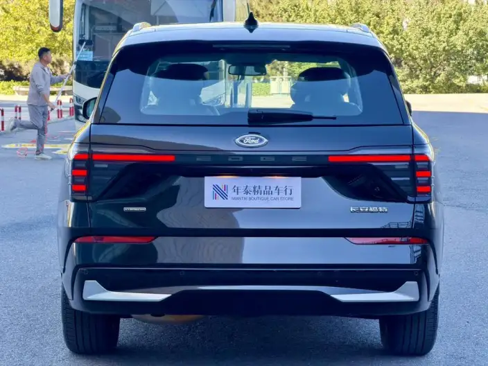 Ford Edge 2026 Model Ford Edge L 2.0T EcoBoost E Hybrid 4WD VII seat Supreme Model – фото 5