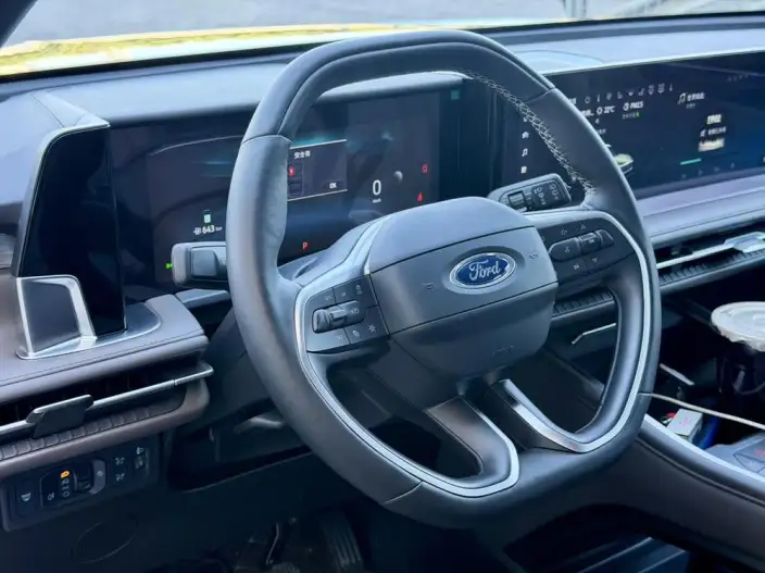 Ford Edge 2026 Model Ford Edge L 2.0T EcoBoost E Hybrid 4WD VII seat Supreme Model – фото 22