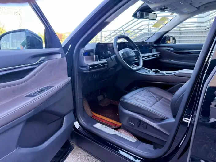 Ford Edge 2026 Model Ford Edge L 2.0T EcoBoost E Hybrid 4WD VII seat Supreme Model – фото 24