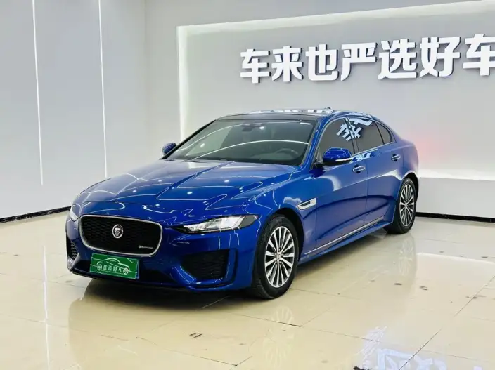 Jaguar XE L 2020 Model 2.0T 200PS R-DYNAMIC Youth Sports Edition – фото 1