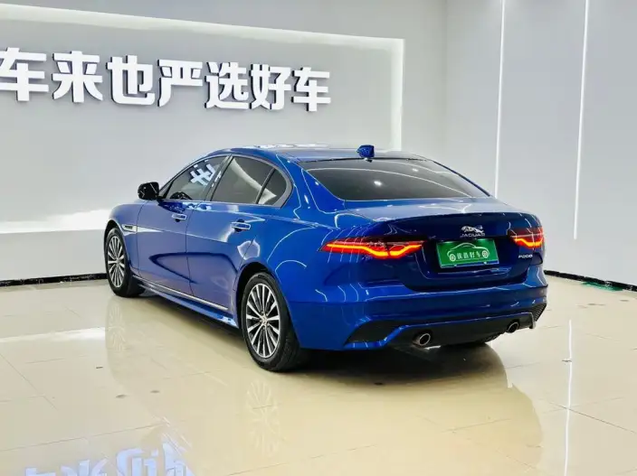 Jaguar XE L 2020 Model 2.0T 200PS R-DYNAMIC Youth Sports Edition – фото 4
