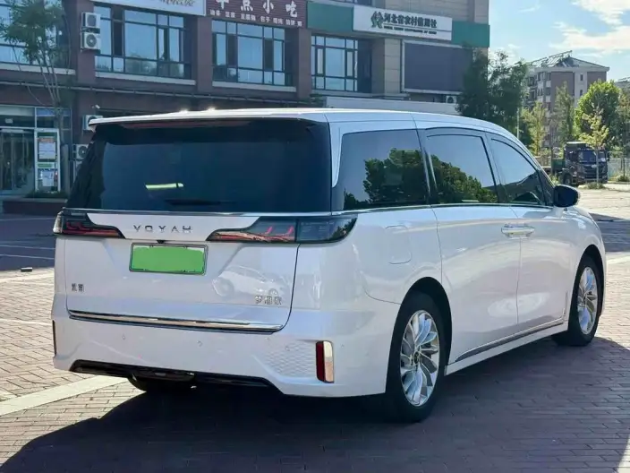 VOYAH Dreamer PHEV 2024 Model Ultra-long Endurance Premium Edition – фото 6