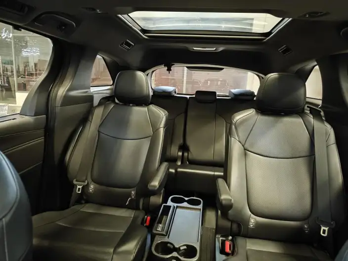 Granvia 2024 Model Intelligent Hybrid 2.5L 2WD Noble PLUS Edition – фото 15