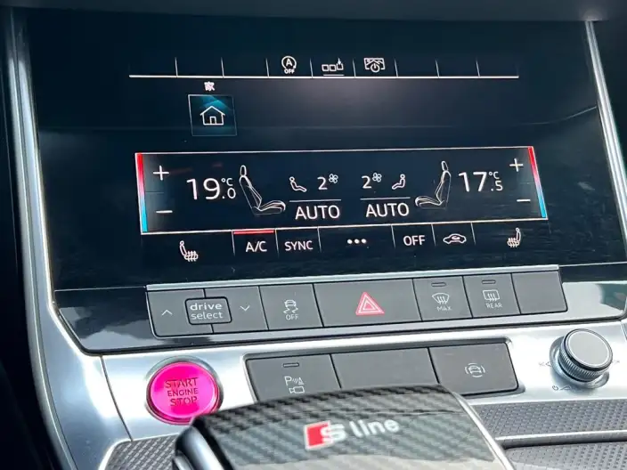 Audi A6L 2020 Model 55 TFSI quattro Exclusive Dynamic Model – фото 6