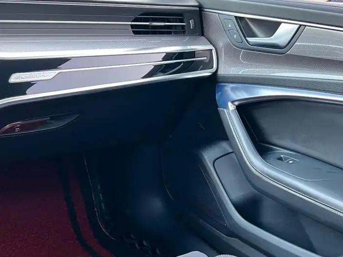 Audi A6L 2020 Model 55 TFSI quattro Exclusive Dynamic Model – фото 7