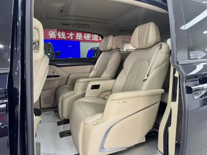 Buick GL8 2023 Model ES Luzun 2.0T Luxury Model – фото 11