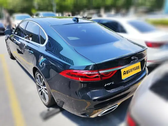 Jaguar XFL 2025 Model 2.0T P250 2WD Exclusive Deluxe Edition – фото 6